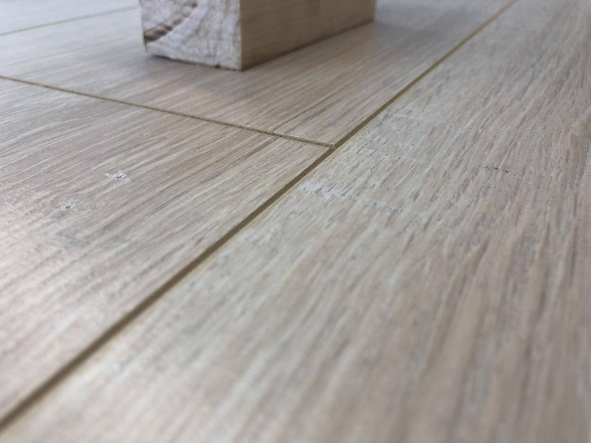 Ламинат "SunFloor" 8/32 4V Дуб Самоа 33 (1380*193*8 мм) — купить в Кирове